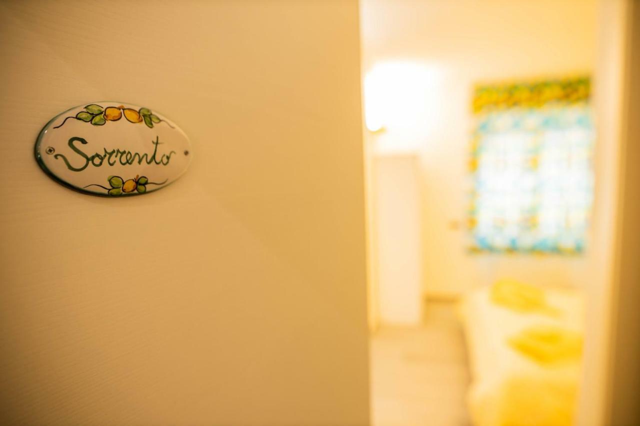 Binario 56 Bed & Breakfast Naples Exterior photo